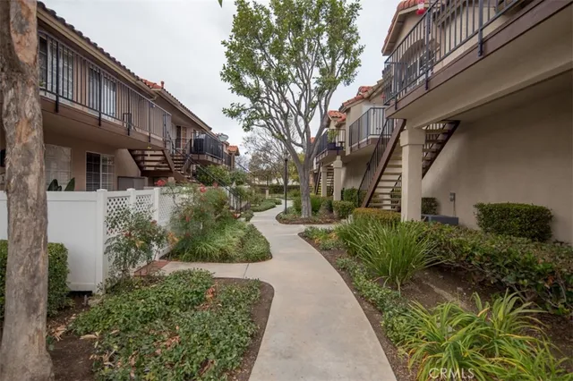 $2,500 | 29 Blue Oak, Unit 95, Rancho Santa Margarita, CA 92688