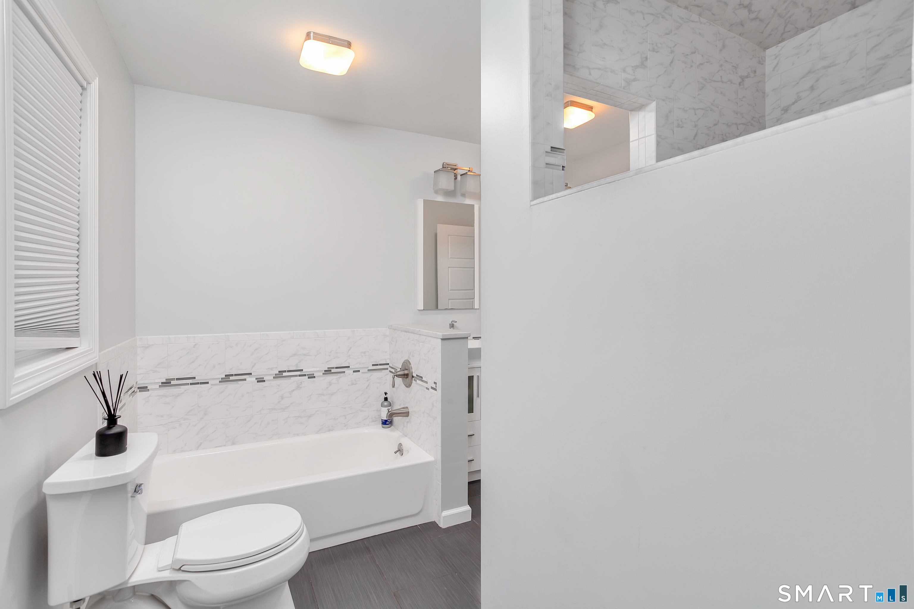 384 Mulberry Point Road Guilford, CT 06437 - Photo 19 of 34