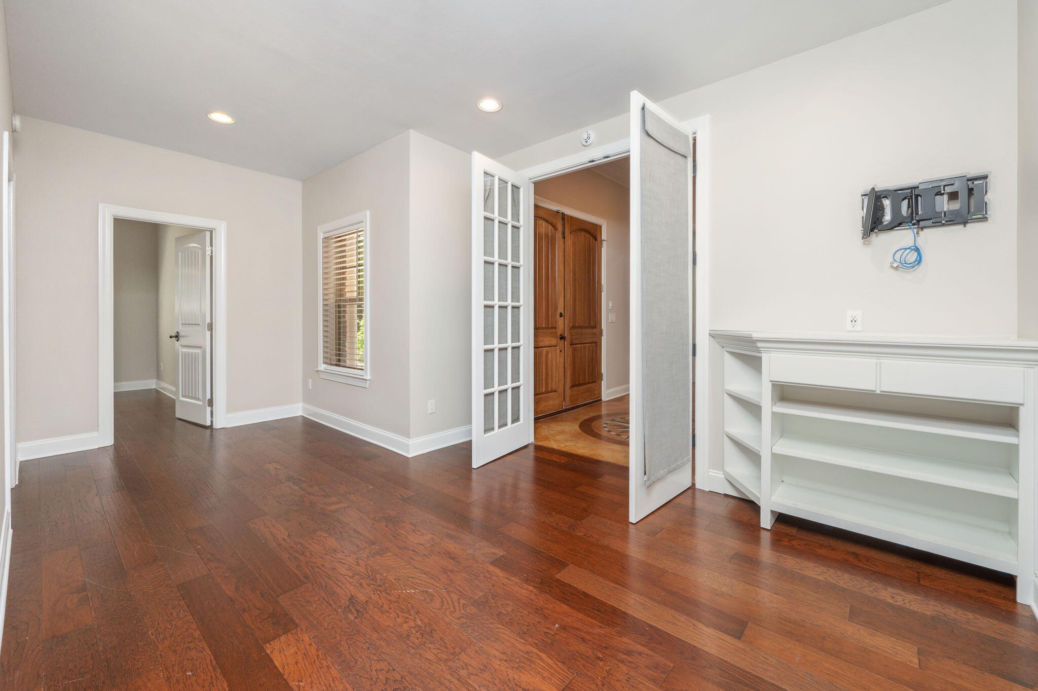 14 Blenheim Road Shalimar, FL 32579 - Photo 32 of 71 a view of an entryway with wooden floors