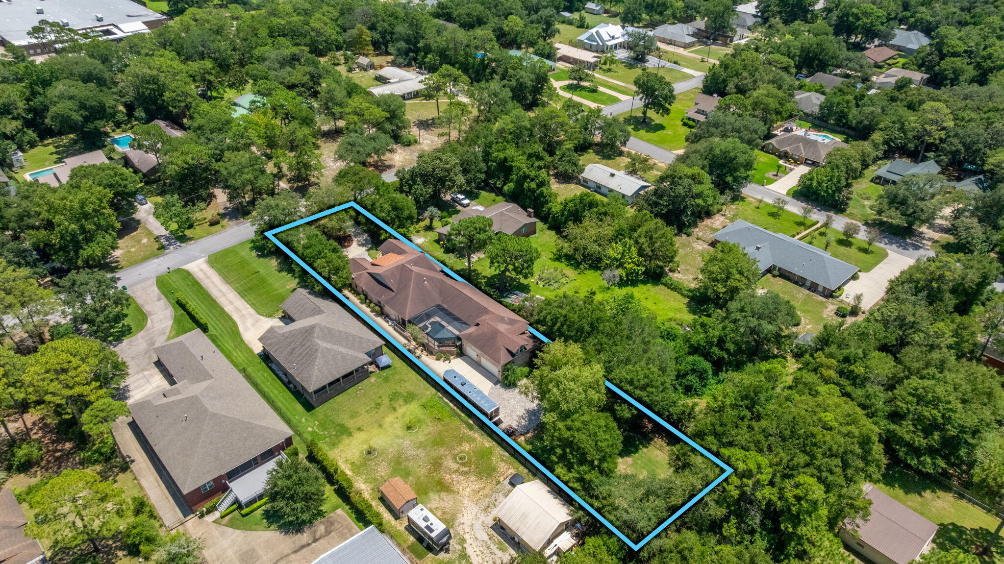 14 Blenheim Road Shalimar, FL 32579 - Photo 65 of 71 an aerial view of a house