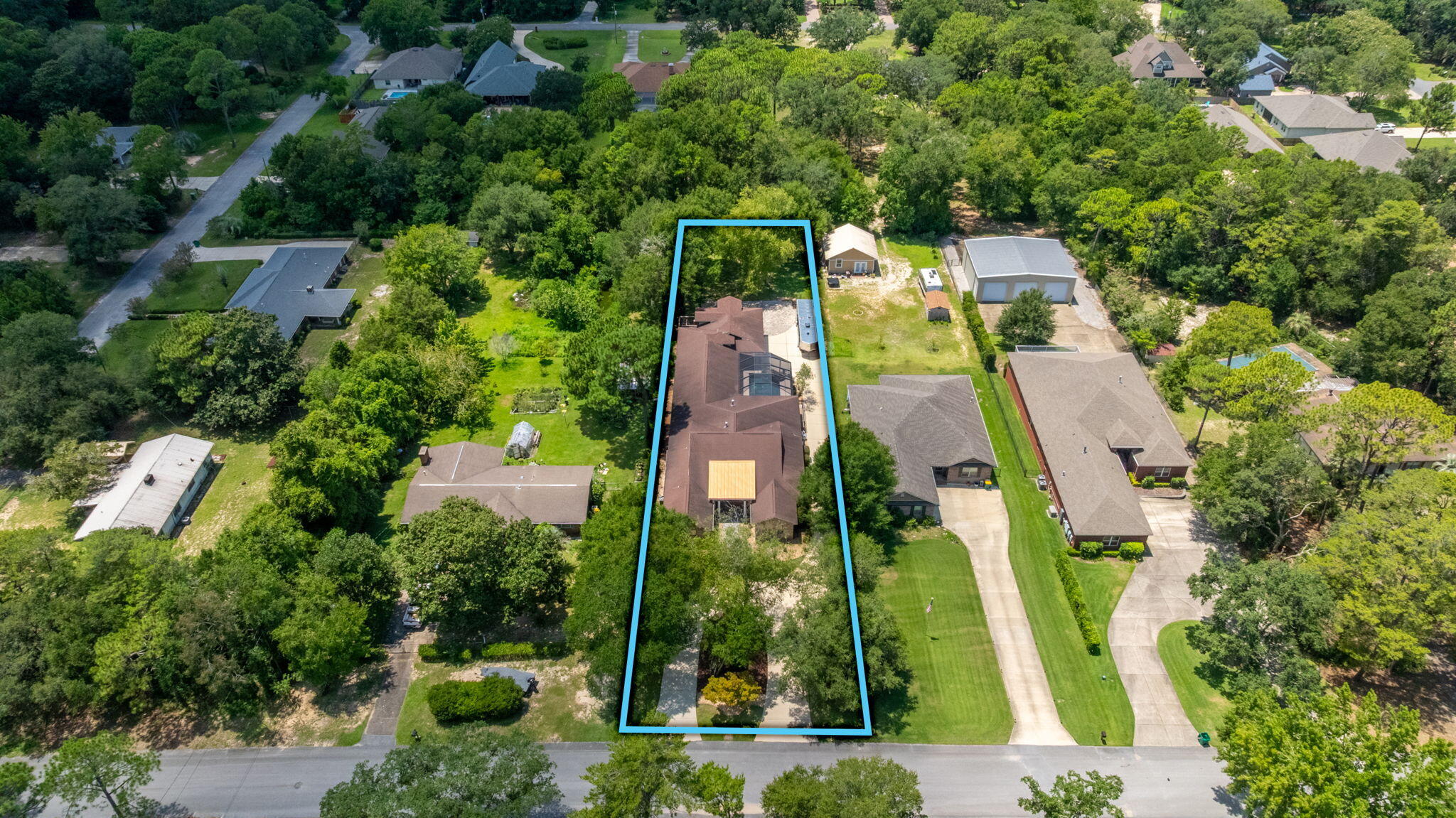 14 Blenheim Road Shalimar, FL 32579 - Photo 66 of 71 an aerial view of house with a swimming pool