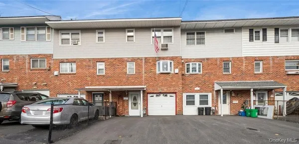 $425,000 | 18 Brownsell Avenue, West Haverstraw, NY 10993