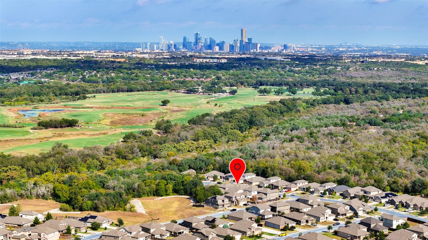 6709 Branrust Drive Austin, TX 78744 - Photo 35 of 35 a view of a terrace