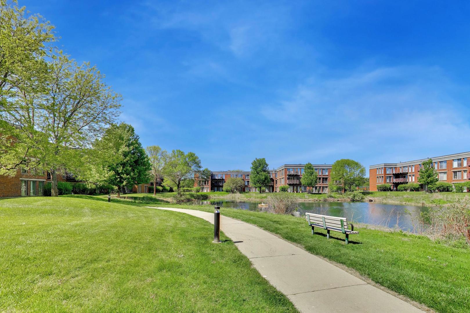 402 Kelburn Road, Unit 126 Deerfield, IL 60015 - Photo 22 of 24