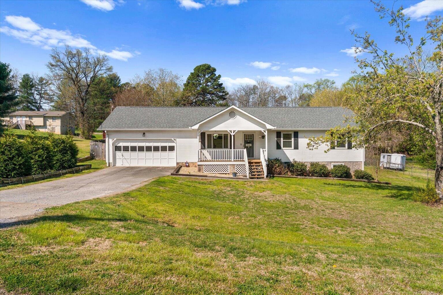 63 Debra Lane Ringgold, GA 30736 - Photo 5 of 37 03-DSC06514
