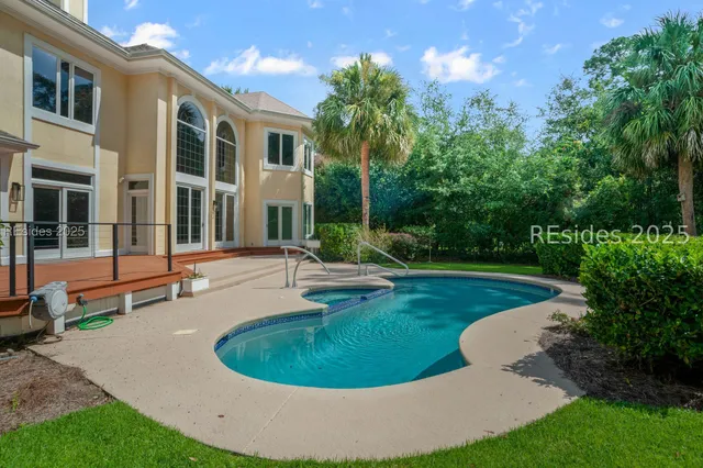 $1,249,000 | 3 Ashley Hall Drive, Bluffton, SC 29910