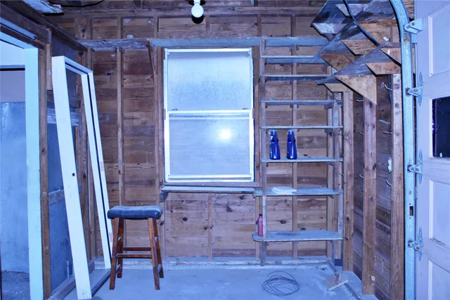 $289,000 | 1630 Montezuma Street, Columbus, TX 78934