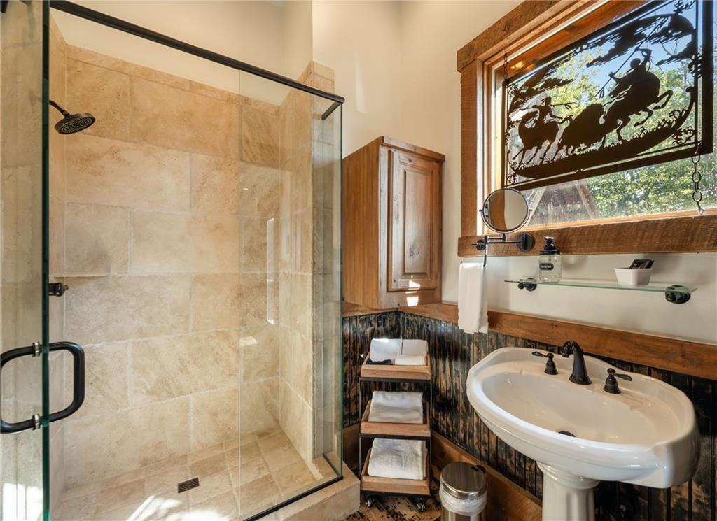 3049 Tray Mountain Road Helen, GA 30545 - Photo 23 of 59 Gallery Image 23