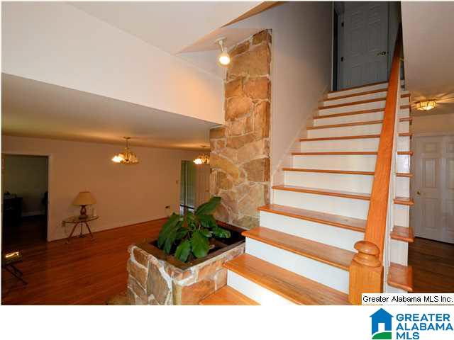 800 Goldwire Place Southwest Birmingham, AL 35211 - Photo 3 of 32