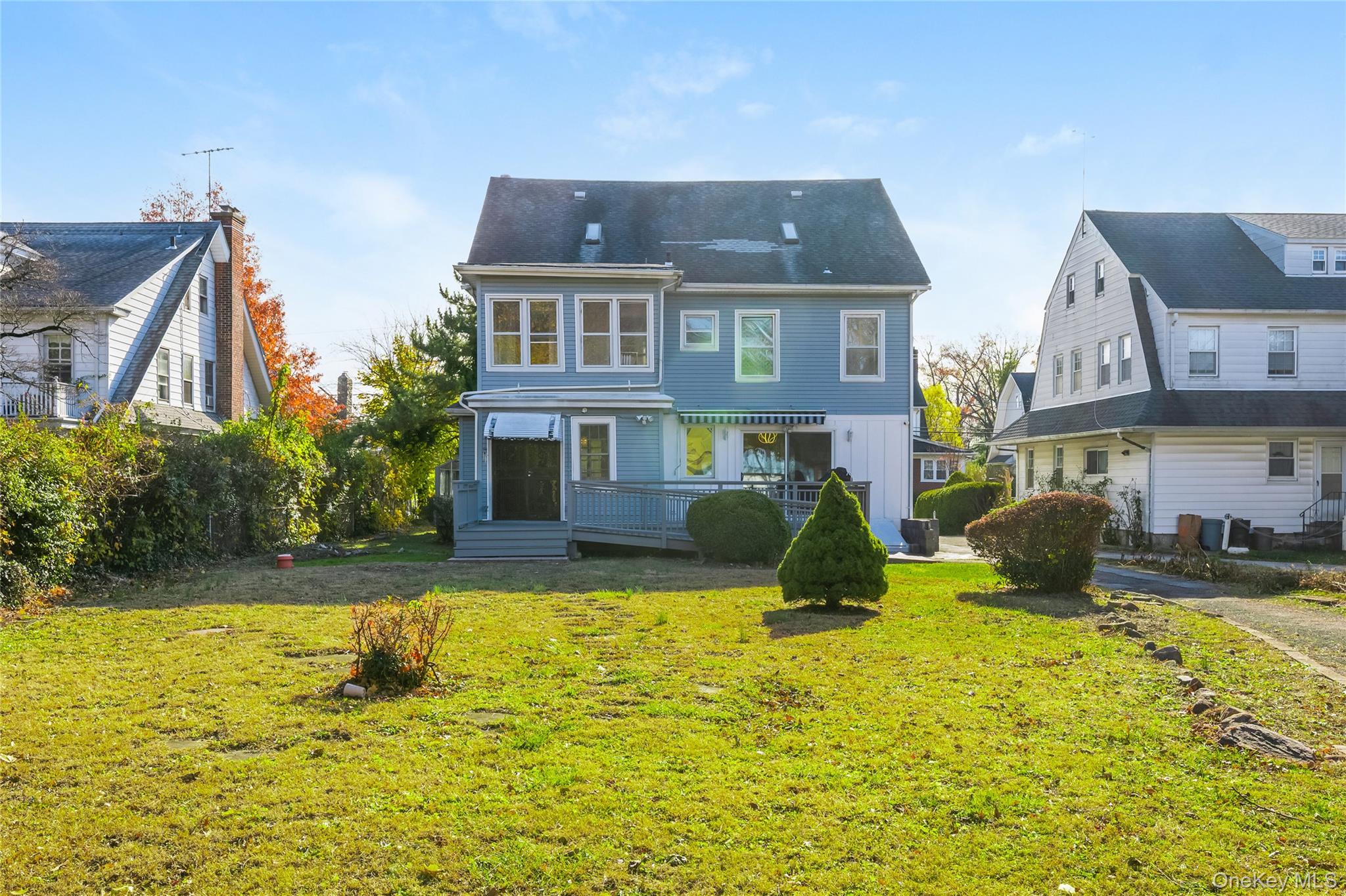 41 French Ridge New Rochelle, NY 10801 - Photo 45 of 50 a view of a house with swimming pool