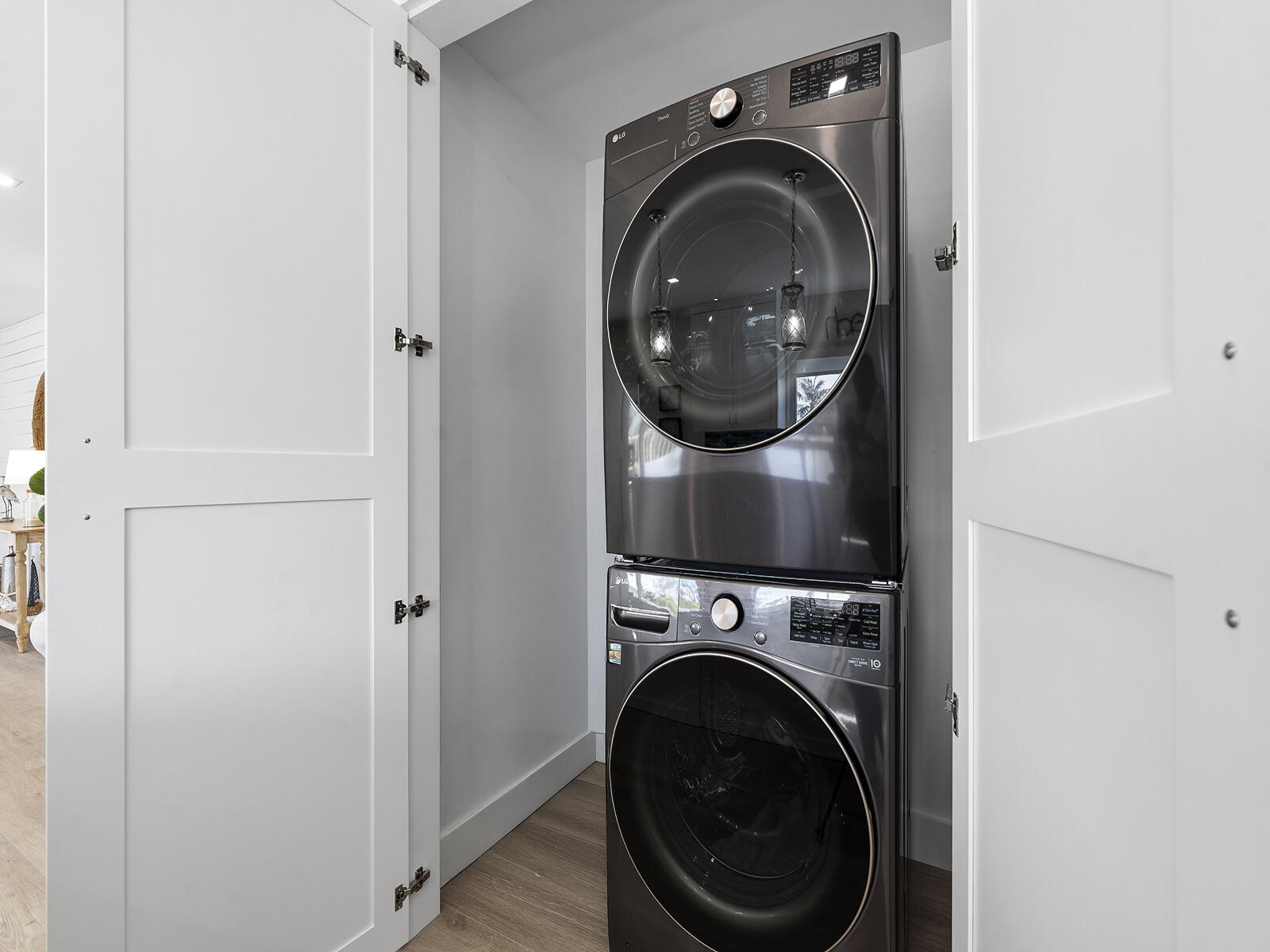 22 Atlantic Boulevard, Unit B Key Largo, FL 33037 - Photo 10 of 50 a view of a hallway with washer and dryer
