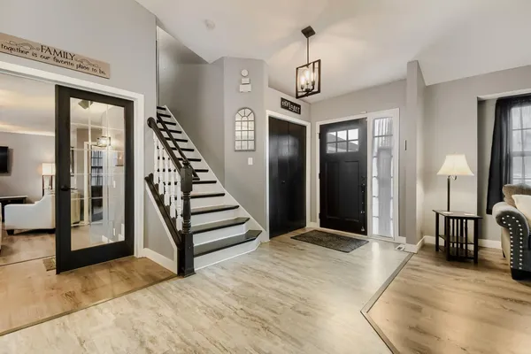 $525,000 | 7841 Corey Path, Inver Grove Heights, MN 55076