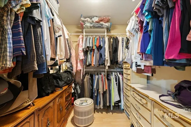 $910,000 | 69 Scriver Bluff Road, Garden Valley, ID 83622