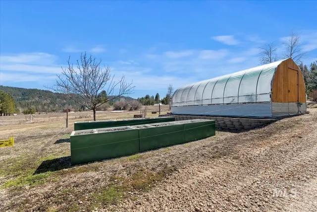 $910,000 | 69 Scriver Bluff Road, Garden Valley, ID 83622