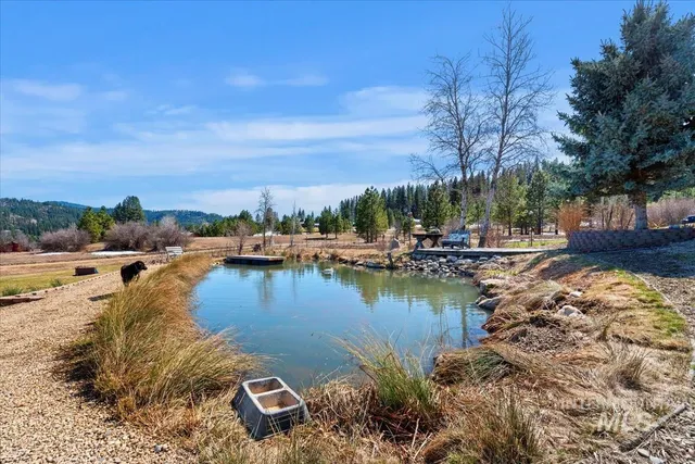 $910,000 | 69 Scriver Bluff Road, Garden Valley, ID 83622