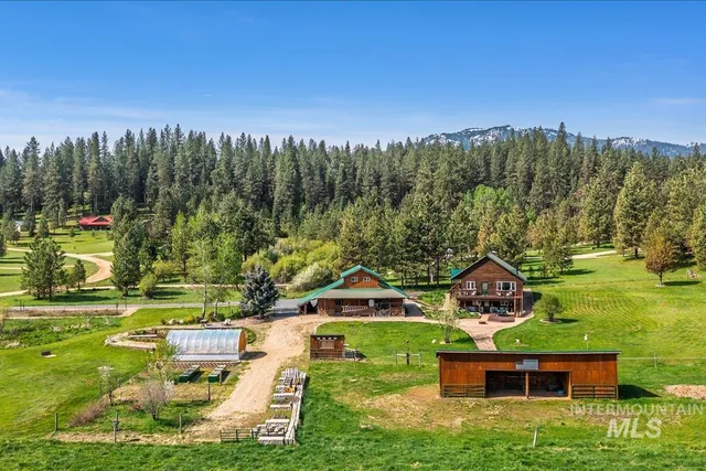 $910,000 | 69 Scriver Bluff Road, Garden Valley, ID 83622