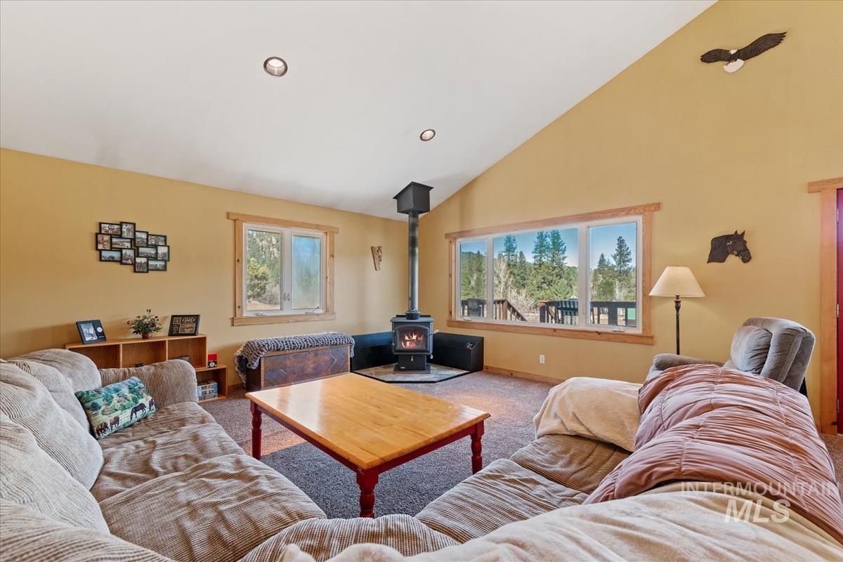 69 Scriver Bluff Road Garden Valley, ID 83622 - Photo 5 of 49