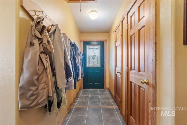 $910,000 | 69 Scriver Bluff Road, Garden Valley, ID 83622