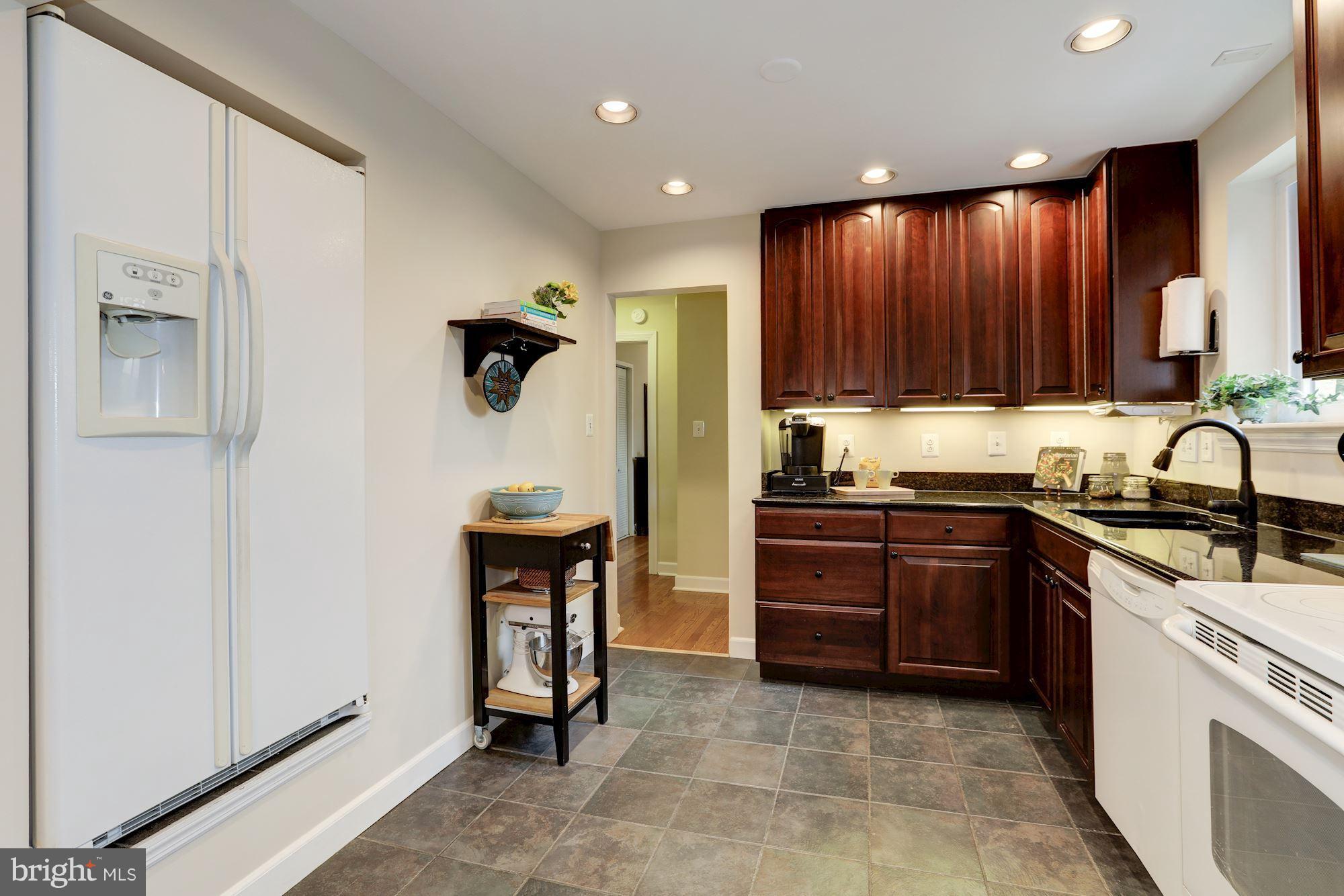2705 Ross Road Chevy Chase, MD 20815 - Photo 9 of 27 Kitchen