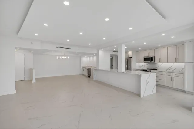 $1,365,000 | 4740 South Ocean Boulevard, Unit 503, Highland Beach, FL 33487