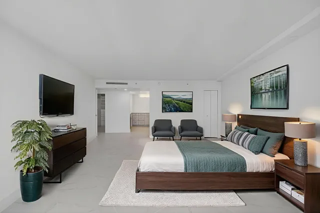 $1,365,000 | 4740 South Ocean Boulevard, Unit 503, Highland Beach, FL 33487