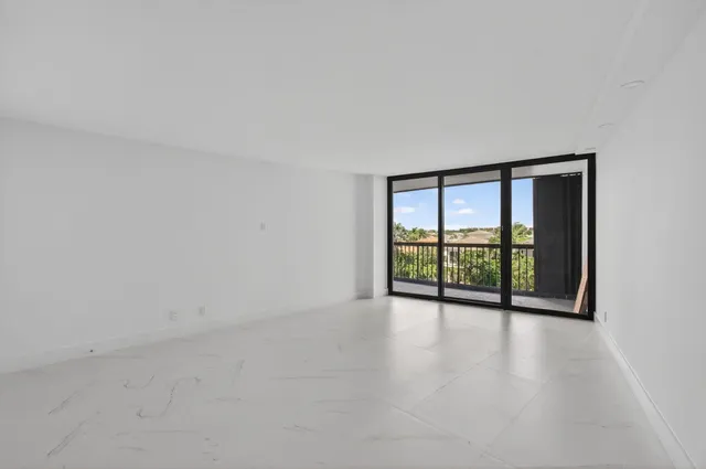 $1,365,000 | 4740 South Ocean Boulevard, Unit 503, Highland Beach, FL 33487