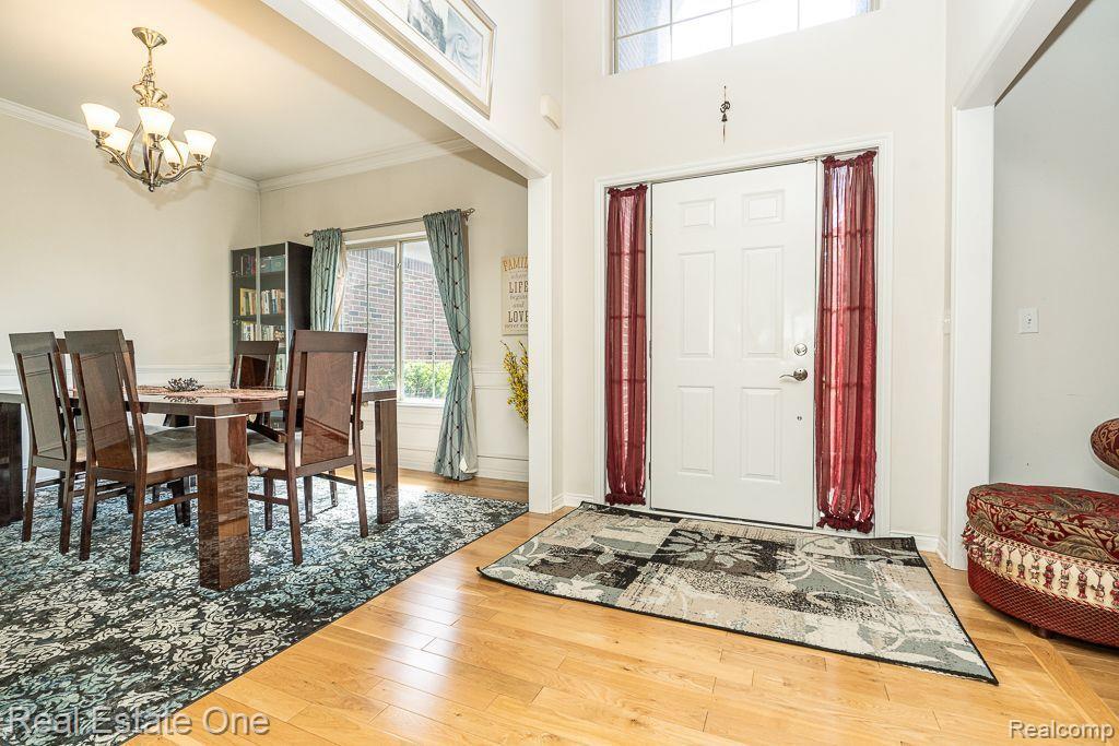 985 Monterey Ln. Rochester Hills, MI 48307 - Photo 13 of 54