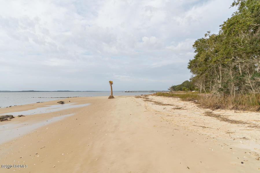 5 Capt Rojas Road St. Helena Island, SC 29920 - Photo 12 of 13 20200121212544043710000000-o