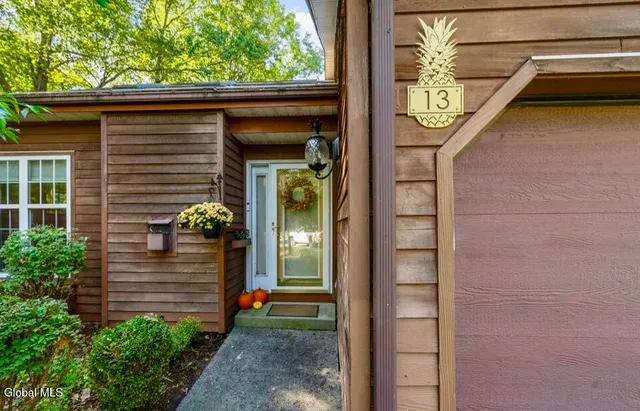 $350,000 | 13 Tracey Court, Troy, NY 12180