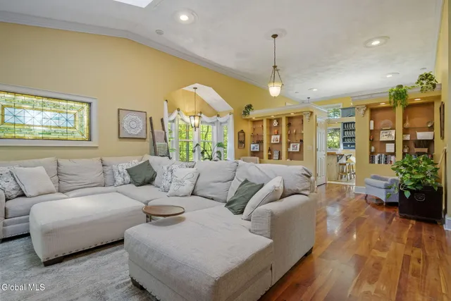 $350,000 | 13 Tracey Court, Troy, NY 12180