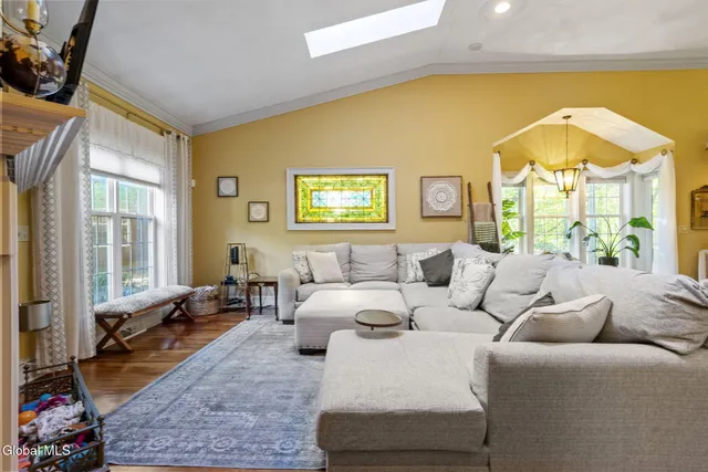 $350,000 | 13 Tracey Court, Troy, NY 12180