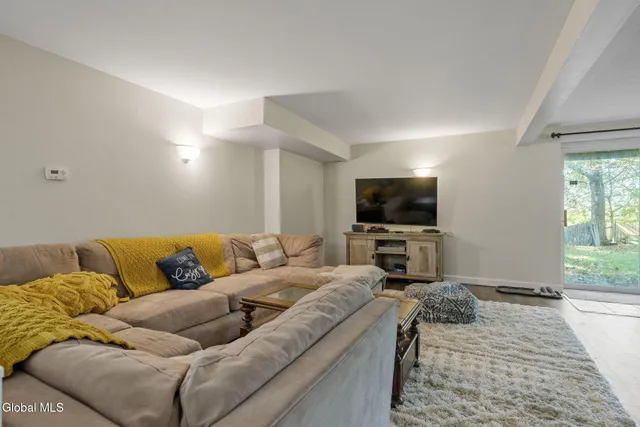 $350,000 | 13 Tracey Court, Troy, NY 12180