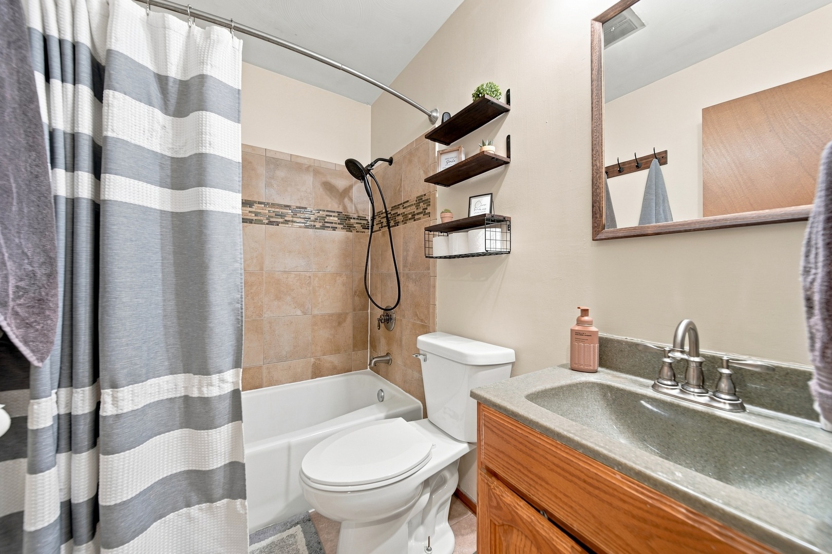 601 High Street Dixon, IL 61021 - Photo 11 of 22 Gallery Image 11