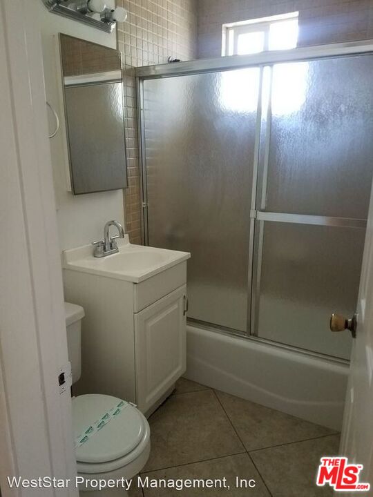 2216 West Wardlow Road Long Beach, CA 90810 - Photo 5 of 8