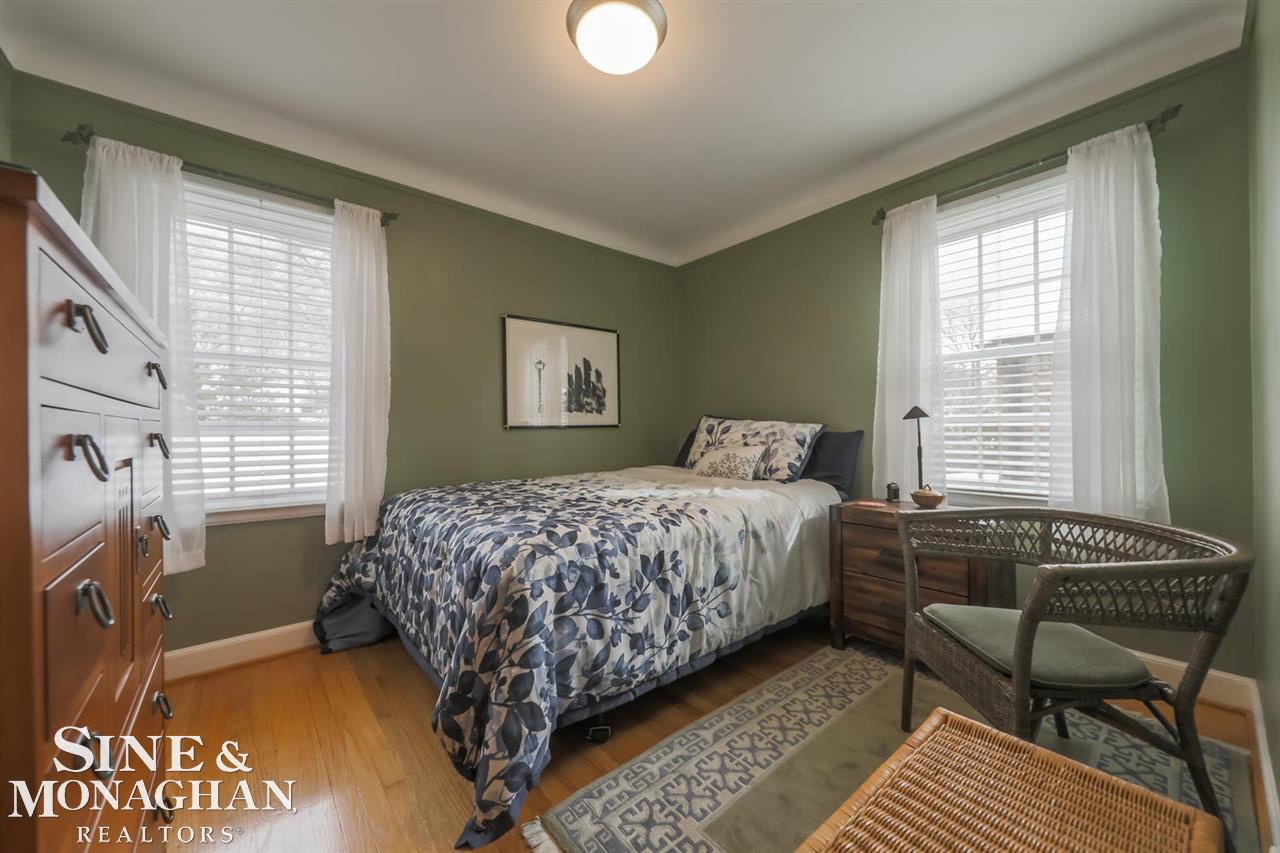 318 Fisher Road Grosse Pointe Farms, MI 48230 - Photo 33 of 43