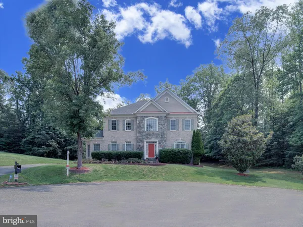 $1,575,000 | 9205 Forest Green Drive, Lorton, VA 22079