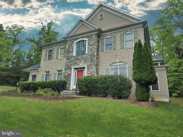 $1,575,000 | 9205 Forest Green Drive, Lorton, VA 22079