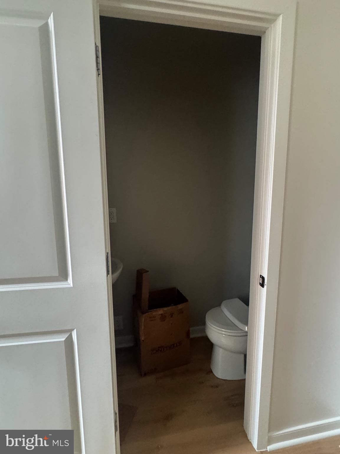 1017 5th Street Southeast Washington, DC 20003 - Photo 4 of 26