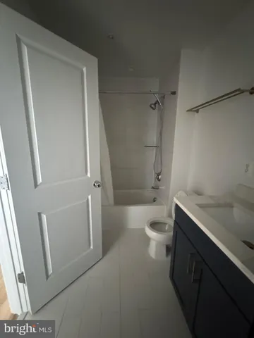 $4,200 | 1017 5th Street Southeast, Washington, DC 20003