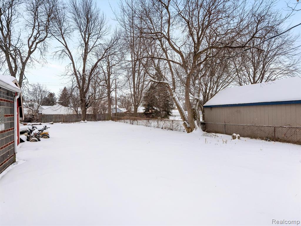 7240 Stephens Center Line, MI 48015 - Photo 22 of 22