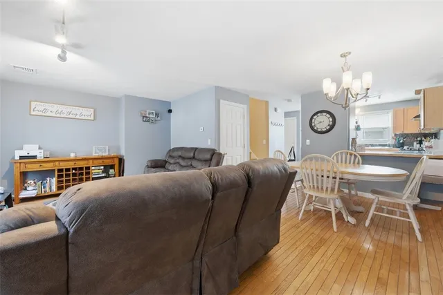 $325,000 | 1603 Plainfield Pike, Unit G8, Johnston, RI 02919