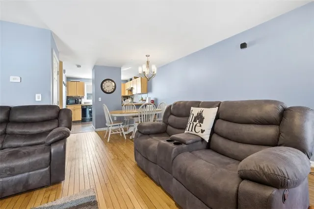 $325,000 | 1603 Plainfield Pike, Unit G8, Johnston, RI 02919