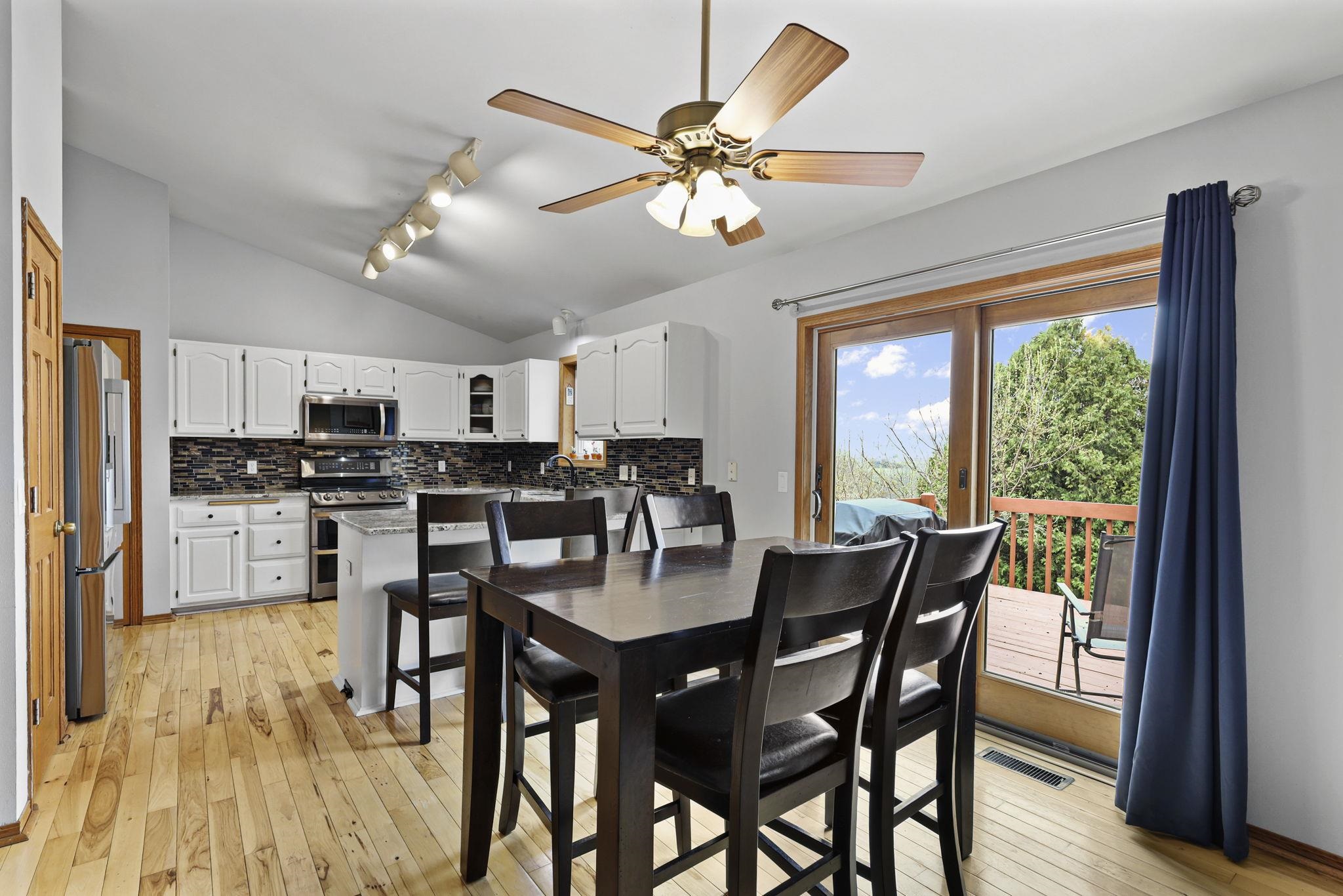 840 Vista Ridge Drive Mount Horeb, WI 53572 - Photo 13 of 51