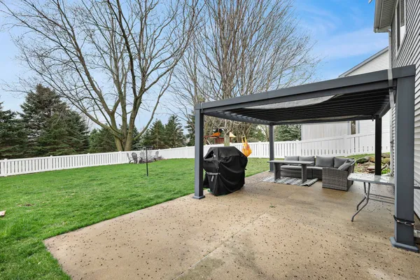 $499,000 | 840 Vista Ridge Drive, Mount Horeb, WI 53572