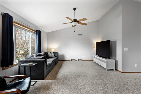 $499,000 | 840 Vista Ridge Drive, Mount Horeb, WI 53572