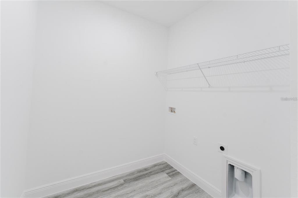 6732 Southwest 132nd Street Ocala, FL 34473 - Photo 28 of 36 a view of a small space