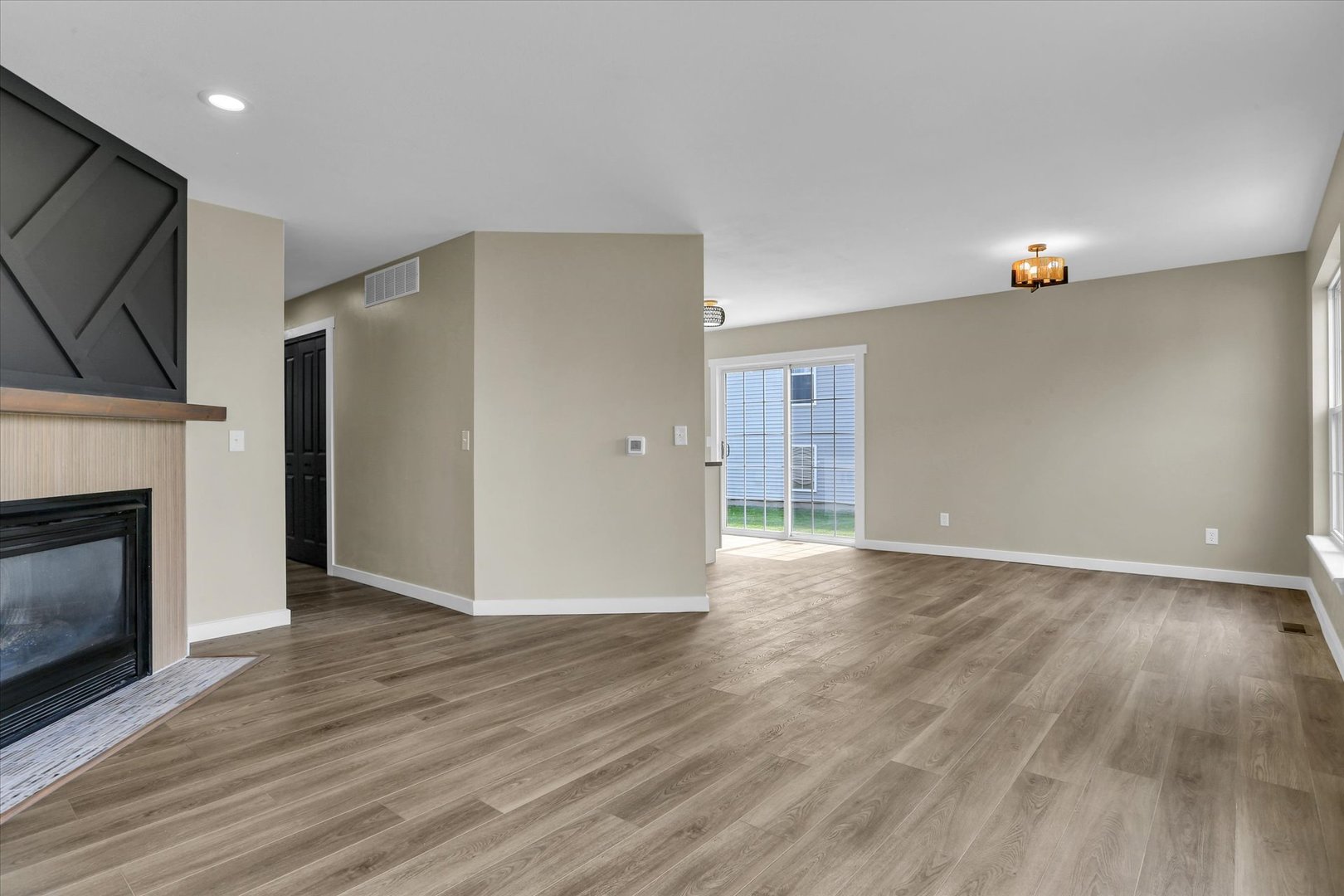 3417 Clayton Road Champaign, IL 61822 - Photo 11 of 33 Gallery Image 11