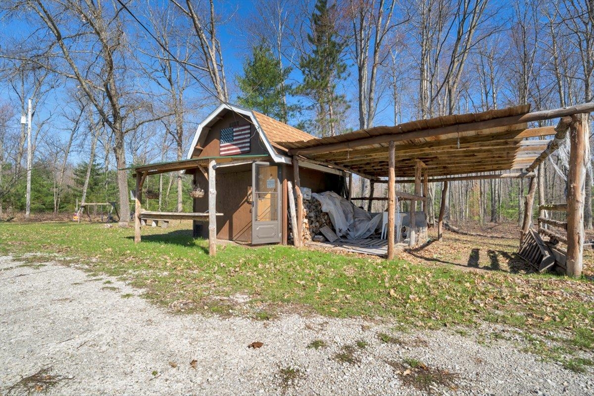 2564 National City Road Hale, MI 48739 - Photo 36 of 45