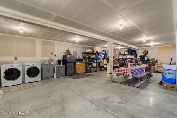 $1,699,000 | 1657 Highway 54, Spirit Lake, ID 83869