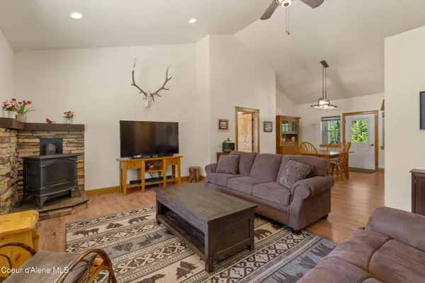 $1,699,000 | 1657 Highway 54, Spirit Lake, ID 83869